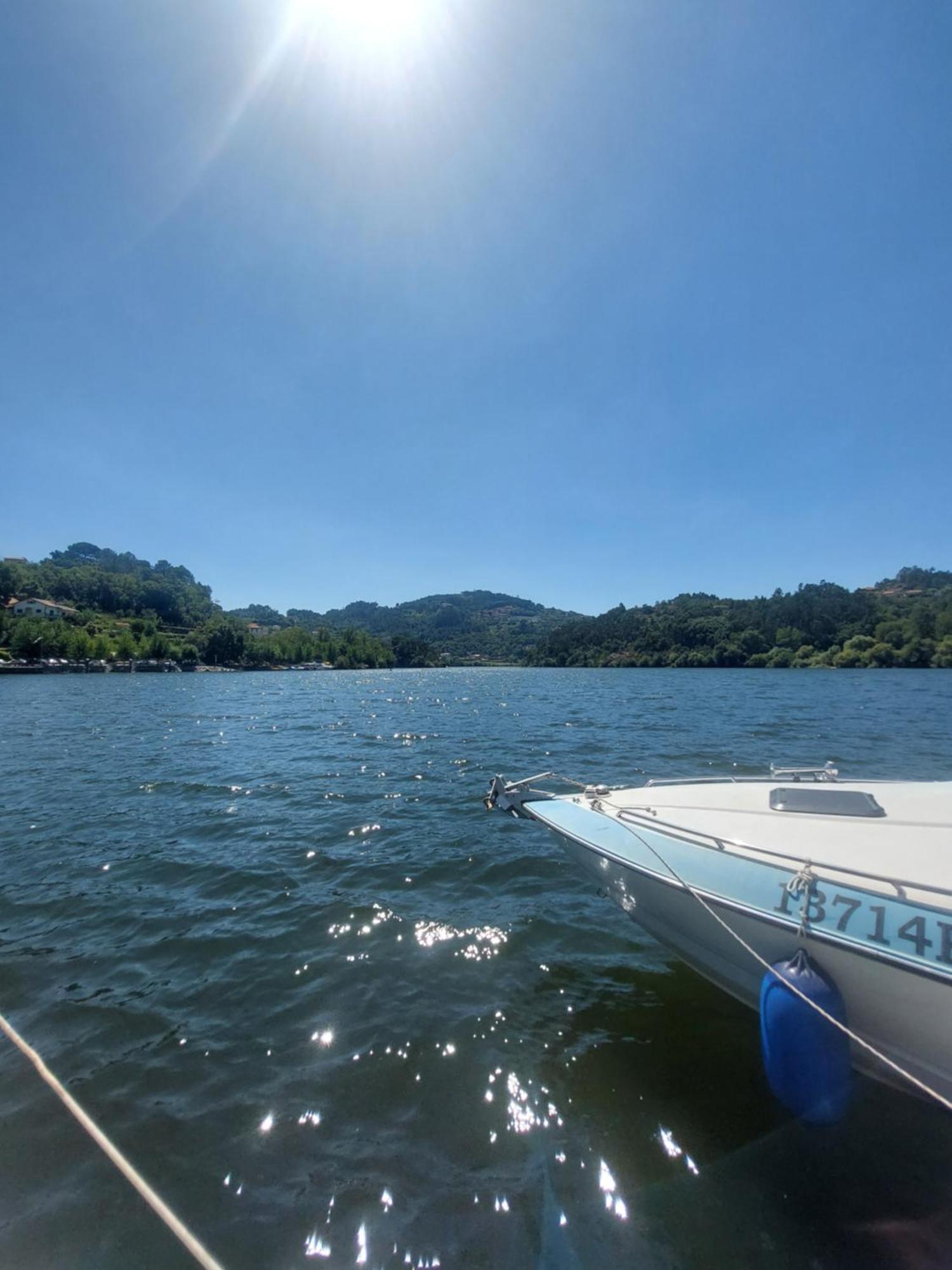 Douro Houseboats Hotel Marco de Canavezes Екстериор снимка